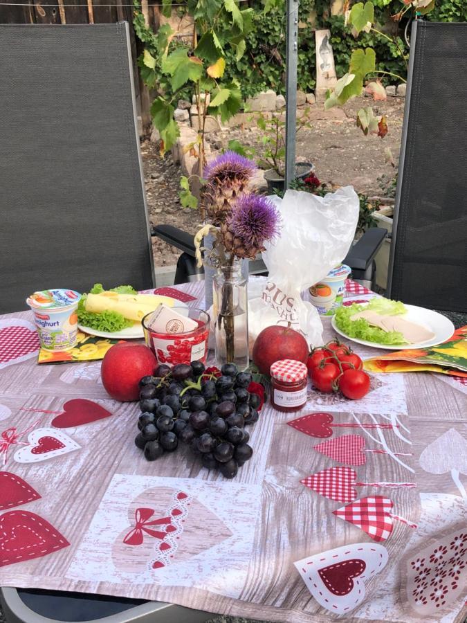 Schlafen Im Weinfass Ipsheim Exterior foto