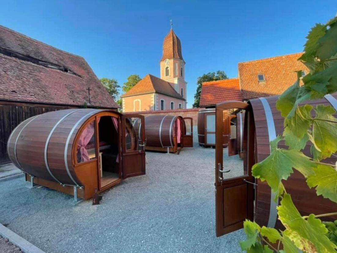 Schlafen Im Weinfass Ipsheim Exterior foto